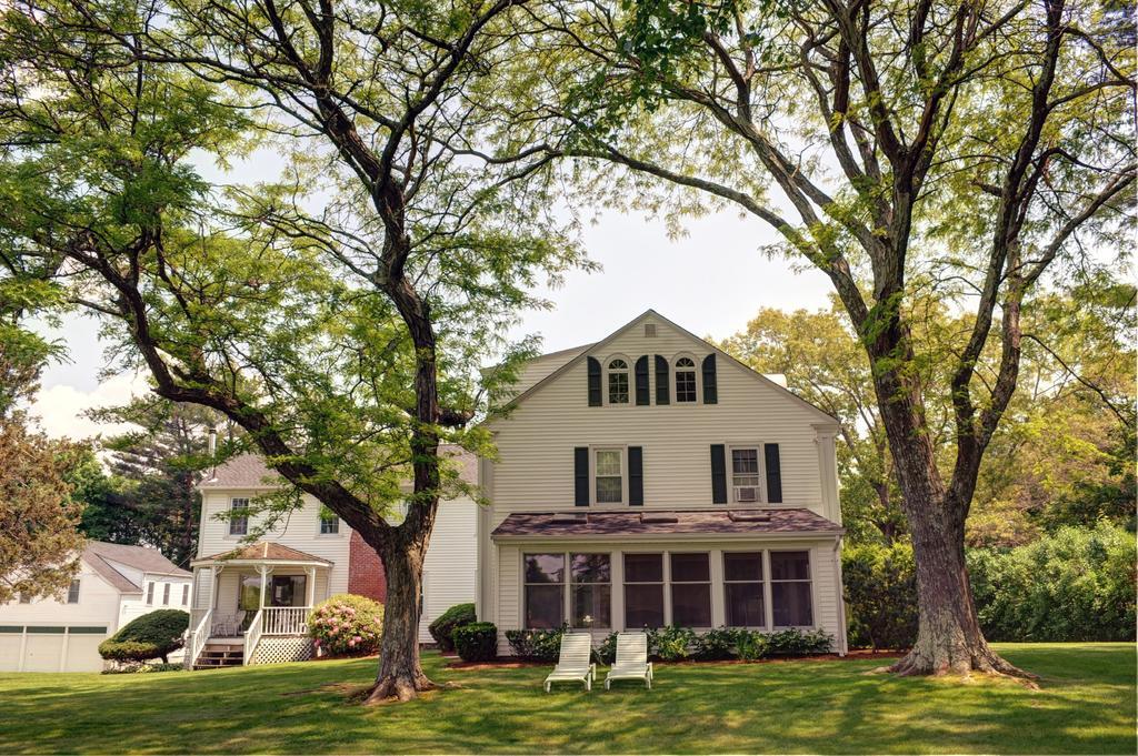 Historic Jacob Hill Inn Seekonk Exterior photo